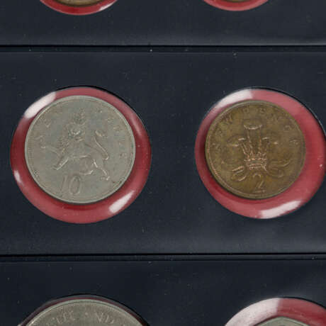 Fundgrube mit Münzen aus aller Welt - - Foto 7
