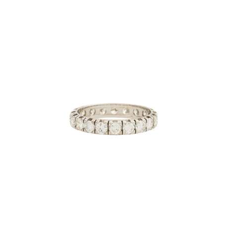 Memory Ring mit Brillanten zus. ca. 2 ct, - фото 1