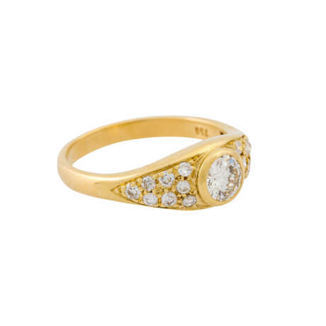 Ring mit Brillanten zus. ca. 0,9 ct, - photo 1