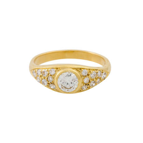 Ring mit Brillanten zus. ca. 0,9 ct, - photo 2