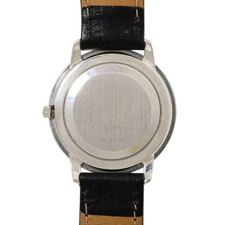 UNIVERSAL GENÈVE Vintage flache Herren Armbanduhr. Ca. 1970er Jahre - photo 2