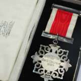 Großbritannien: Rotes Kreuz, Auszeichnung für einen Door Warden, im Etui. - Foto 3