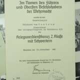 Kriegsverdienstkreuz, 2. Klasse mit Schwertern Urkunde für einen Generalmajor und Kommandeur der Kriegsgefangenen im Wehrkreis XII. - Foto 2