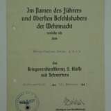 Kriegsverdienstkreuz, 2. Klasse mit Schwertern Urkunde für einen Obergefreiten. - Foto 1