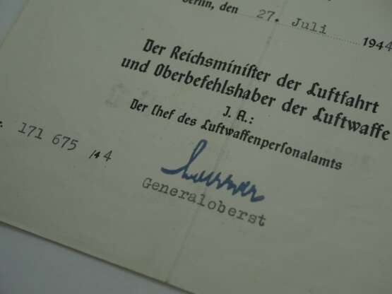Fliegerschützenabzeichen, mit Blitzbündel Urkunde für einen Unteroffizier. - Foto 2