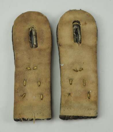 Preussen: Paar Schulterstücke für einen Leutnant im Füsilier-Regiment „Königin“ (Schleswig-Holsteinisches) Nr. 86. - фото 2