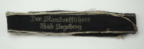 Ärmelband "Der Standortführer Bad Segeberg". - photo 1