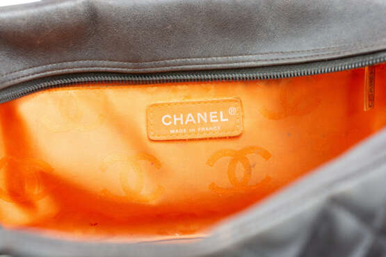 Chanel Schultertasche - фото 7