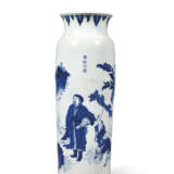 A BLUE AND WHITE ‘FIGURAL’ SLEEVE VASE - photo 1