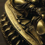 A RARE EARLY-MING GILT-BRONZE FIGURE OF VAJRADHARA - photo 4