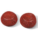A PAIR OF CARVED CINNABAR LACQUER `SANDUO` PEACH-FORM BOXES AND COVERS - photo 2