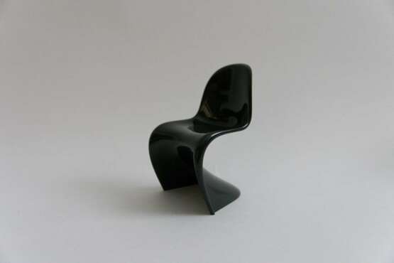 VITRA DESIGN Miniatur Stühle, nach Originalen, Metall/Plastik, um 1990 - фото 3