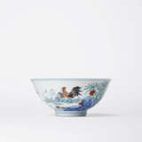 AN EXTREMLY RARE AND EXQUISITE DOUCAI ‘CHICKEN’ BOWL - фото 1