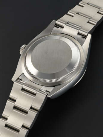 ROLEX, STEEL 'OYSTER PERPETUAL' RED CORAL, REF. 126000 - Foto 3