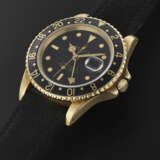 ROLEX, YELLOW GOLD 'GMT-MASTER', REF. 16718 - фото 2