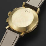 VACHERON CONSTANTIN, YELLOW GOLD CHRONOGRAPH WITH TELEMETER SCALE - Foto 3