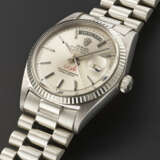 ROLEX, WHITE GOLD 'DAY-DATE' MADE FOR SULTAN QABOOS BIN SAID AL SAID, REF. 1803 - Foto 2