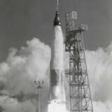 THE LAUNCH OF FRIENDSHIP 7, FEBRUARY 20, 1962 - Foto 1