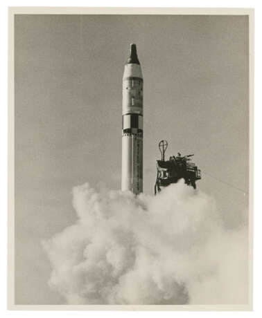 LAUNCH OF TITAN II, JUNE 3, 1965 - фото 2