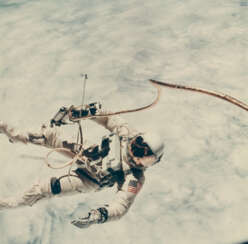 FIRST U.S. SPACEWALK; ED WHITE’S EVA OVER THE CLOUD-COVERED PACIFIC OCEAN, JUNE 3-7, 1965