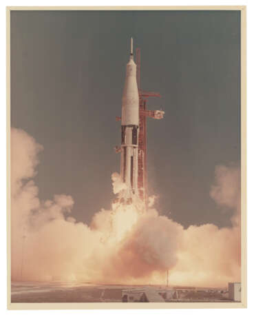 LAUNCH OF AS-201, FEBRUARY 26, 1966; ONE OF TWO PHOTOS - photo 2