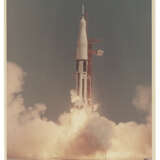 LAUNCH OF AS-201, FEBRUARY 26, 1966; ONE OF TWO PHOTOS - фото 2