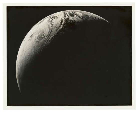 FULL CRESCENT EARTH FROM HIGH APOGEE, NOVEMBER 9, 1967 - фото 2