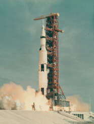 THE LAUNCH OF APOLLO 11, SATURN 506, JULY 16, 1969