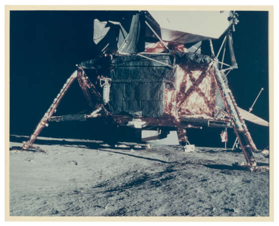 THE LUNAR MODULE ON THE SURFACE OF THE MOON, JULY 16-24, 1969 - Foto 2