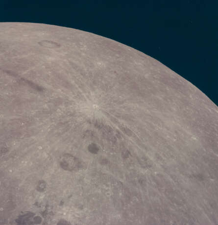 CRATER ON THE LUNAR FARSIDE, APRIL 11-17, 1970 - photo 1