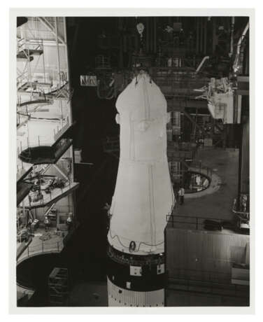 COMMAND SERVICE MODULE ENCLOSED IN A THERMO COVER, NOVEMBER 23, 1970 - photo 2