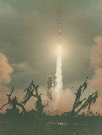 APOLLO 14 LIFTOFF TO THE MOON, JANUARY 31, 1971 - photo 1