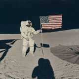 [LARGE FORMAT] ALAN SHEPARD AND THE AMERICAN FLAG, JANUARY 31-FEBRUARY 9, 1971, EVA 1 - photo 1