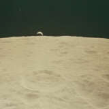 CRESCENT EARTH RISING FROM BEHIND THE RIM OF THE MOON, JANUARY 31-FEBRUARY 9, 1971 - Foto 1