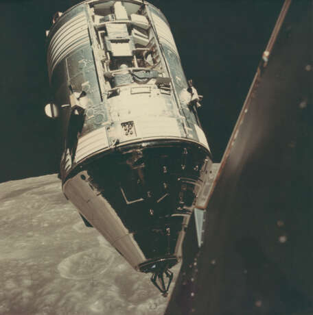 THE COMMAND MODULE AMERICA BEFORE DOCKING WITH THE LM CHALLENGER IN LUNAR ORBIT, DECEMBER 7-19, 1972 - фото 1