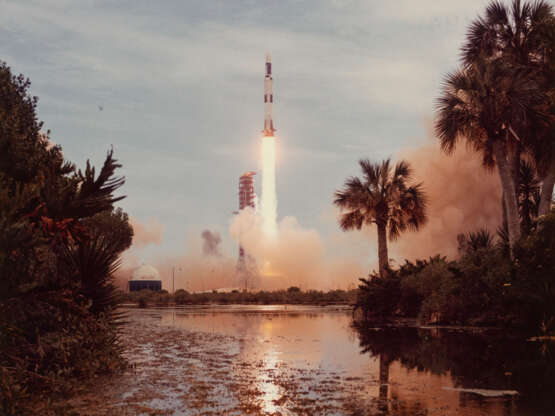 SATURN IB SPACE VEHICLE, LAUNCHING FROM PAD B, NOVEMBER 16, 1973; ONE OF FIVE SKYLAB LAUNCH PHOTOS - фото 13