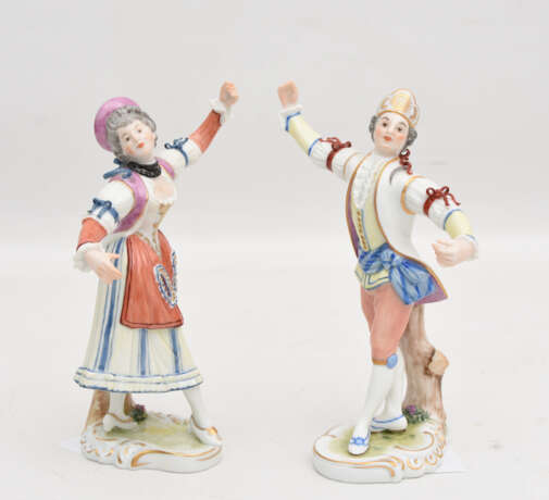 LUDWIGSBURG PORZELLAN "Rokoko-Tanzpaar", bemalt, glasiert, goldstaffiert, gemarkt, 20. Jahrhundert - фото 1