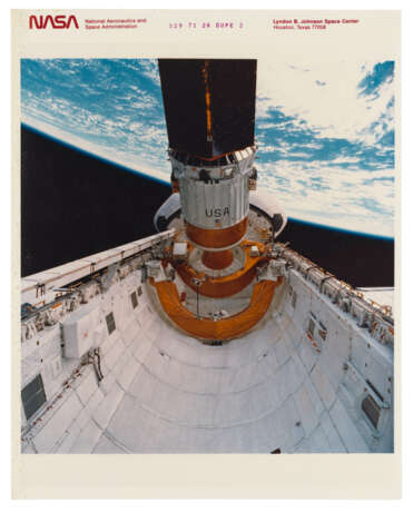 ORBITER DISCOVERY’S PAYLOAD BAY, MARCH 13, 1989 - фото 2