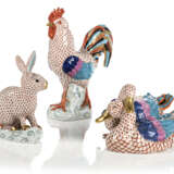 THREE HEREND PORCELAIN MODELS OF ANIMALS - photo 1
