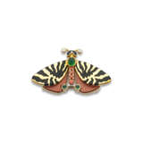 CARTIER CORAL, EMERALD, DIAMOND AND ENAMEL BUTTERFLY BROOCH - фото 1