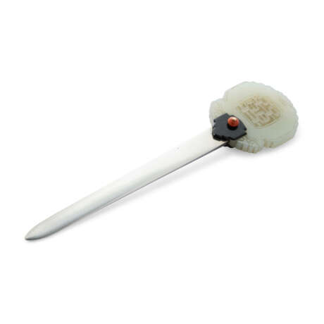CARTIER ART DECO JADE, ENAMEL AND CORAL ‘DOUBLE HAPPINESS’ PAPERKNIFE - photo 3