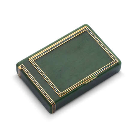 CARTIER NEPHRITE, ENAMEL AND GOLD CIGARETTE CASE - фото 1