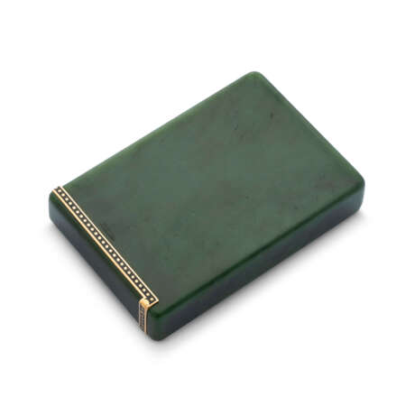 CARTIER NEPHRITE, ENAMEL AND GOLD CIGARETTE CASE - фото 3