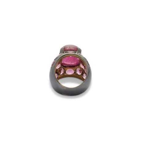 NO RESERVE | TWO MULTI-GEM COCKTAIL RINGS - photo 9
