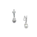 CARTIER CULTURED PEARL AND DIAMOND NECKLACE AND EARRINGS SET - Foto 6