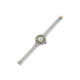 NO RESERVE | EARLY 20TH CENTURY SEED PEARL, EMERALD AND DIAMOND WRISTWATCH - photo 2