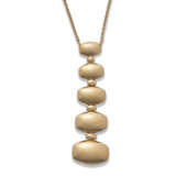 DE GRISOGONO GOLD NECKLACE, EARRINGS AND RING SUITE - photo 4