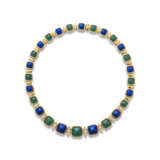 VAN CLEEF & ARPELS CHRYSOPRASE, LAPIS LAZULI AND DIAMOND NECKLACE AND EARRINGS SET - Foto 3