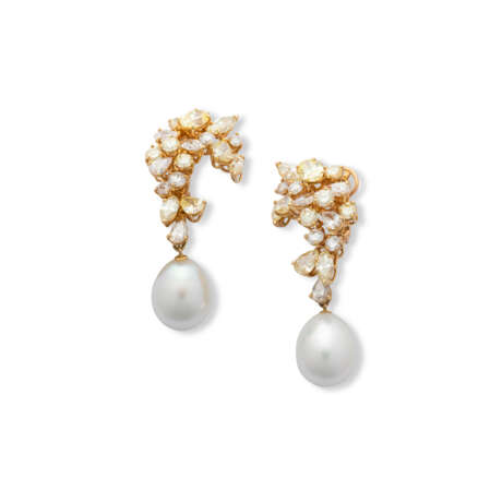 NO RESERVE | BOUCHERON COLOURED DIAMOND AND CULTURED PEARL EARRINGS - photo 1
