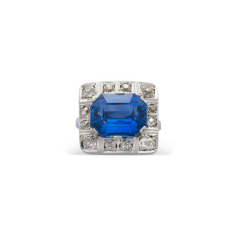 SAPPHIRE AND DIAMOND RING - photo 1